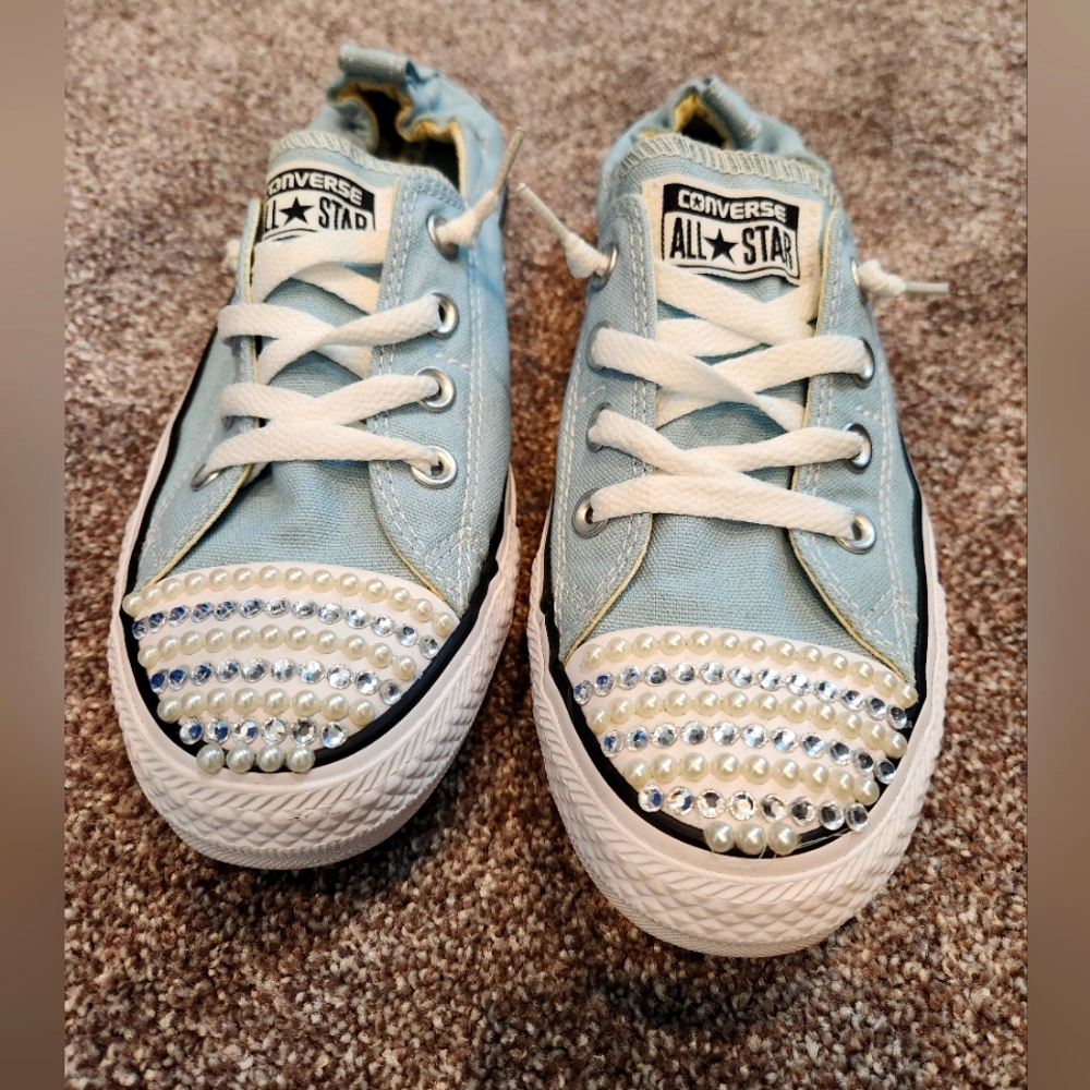 Chuck Taylor! All Star Converse - Baby Blue, size 9